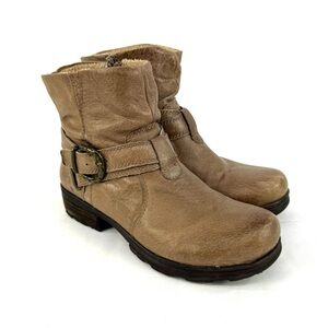 Baretraps Tan Side Zip Leather Ankle Boots Size 7